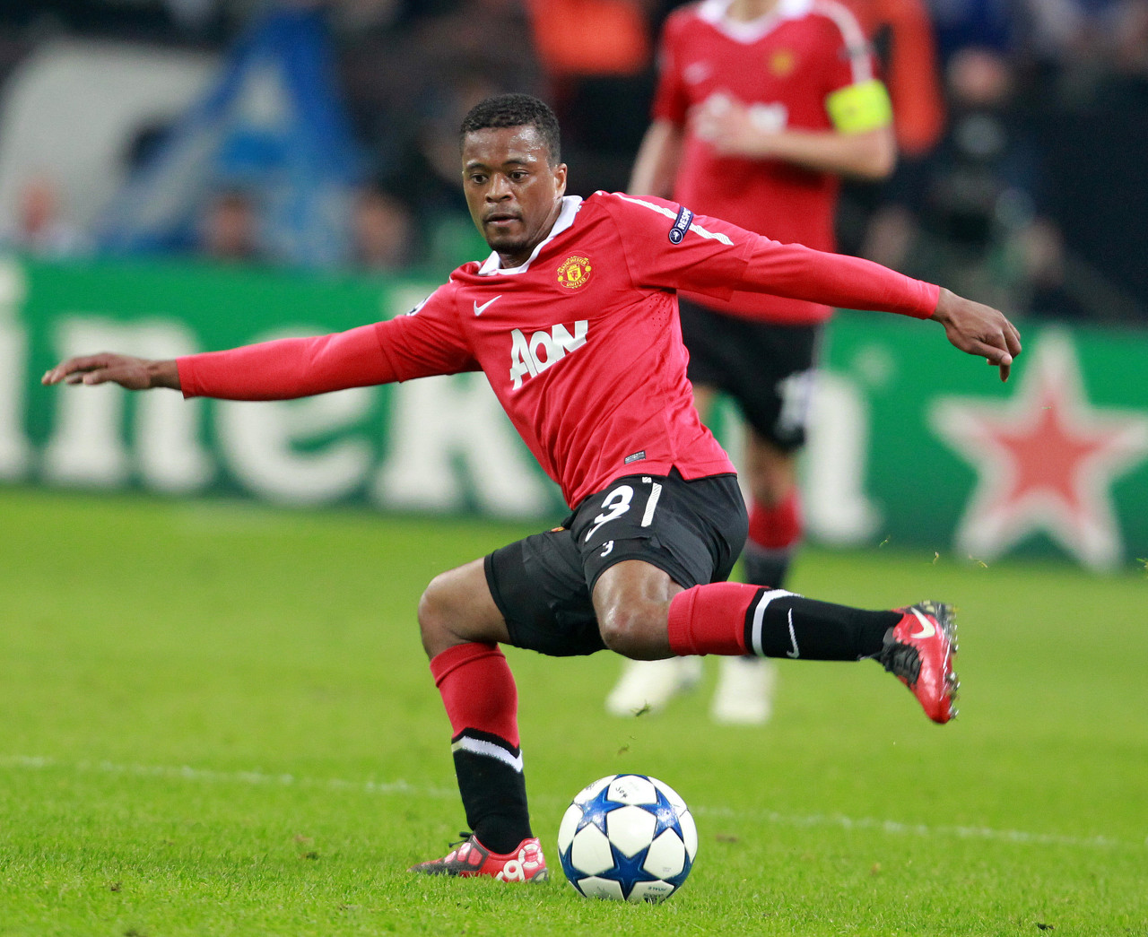 样越来越深 样越来越深